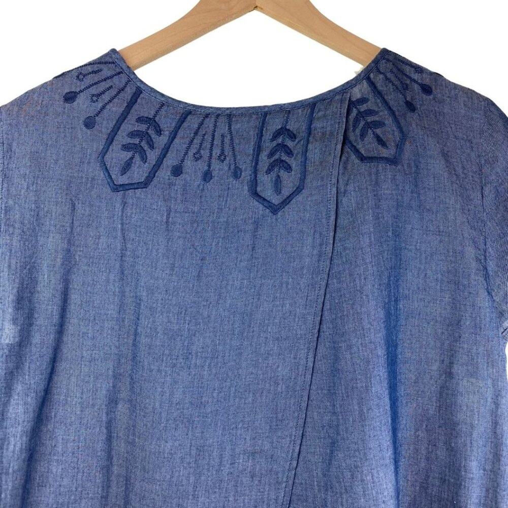 Gap Chambray Embroidered Blouse Blue Small - Picture 8 of 9